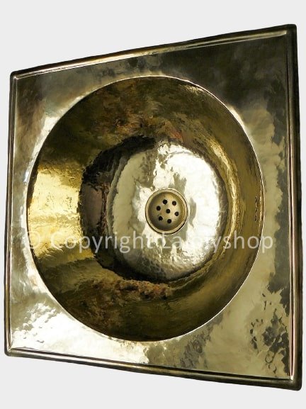 Vasque en cuivre doré marocaine ronde, plage carrée 38 x 38 cm - à encastrer