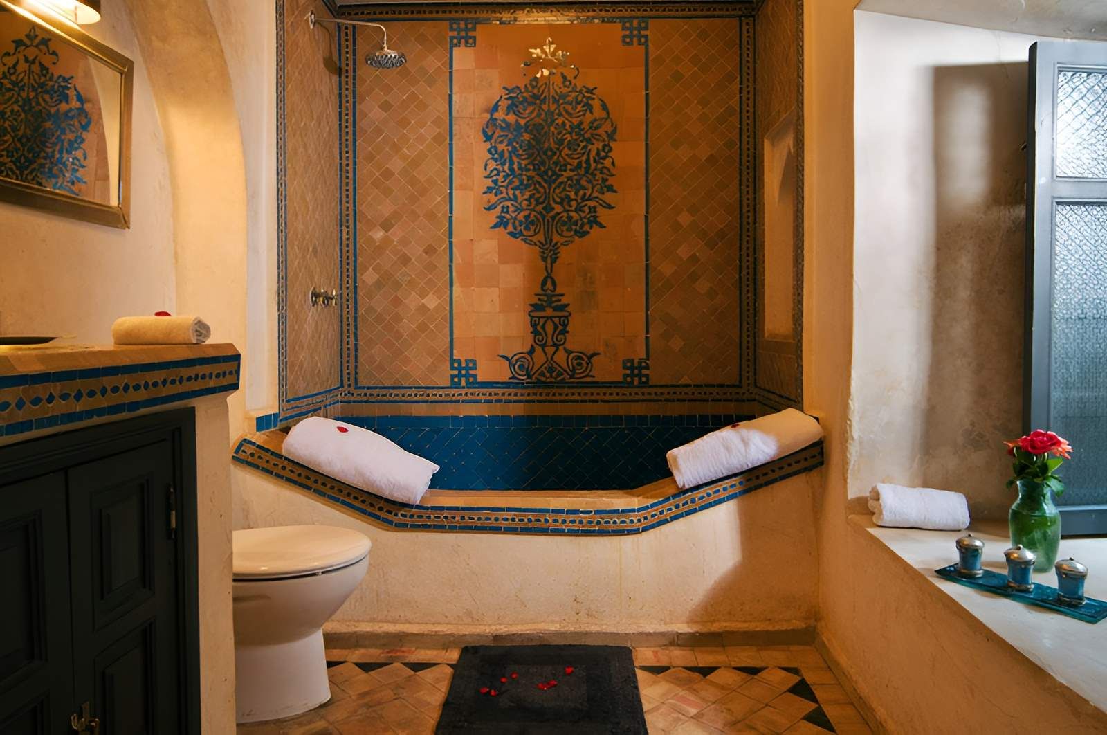 SPÉCIALISTE DE LA SALLE DE BAIN MAROCAINE ET ORIENTALE.